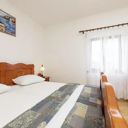 Holiday home Lorenzo In Klanice Dobrinj