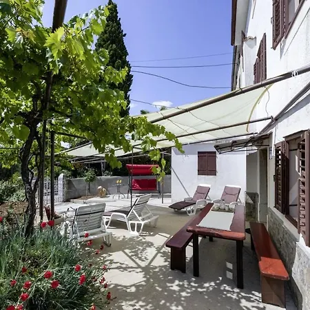 Holiday home Lorenzo In Klanice *