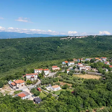 Semesterbostad Lorenzo In Klanice Dobrinj